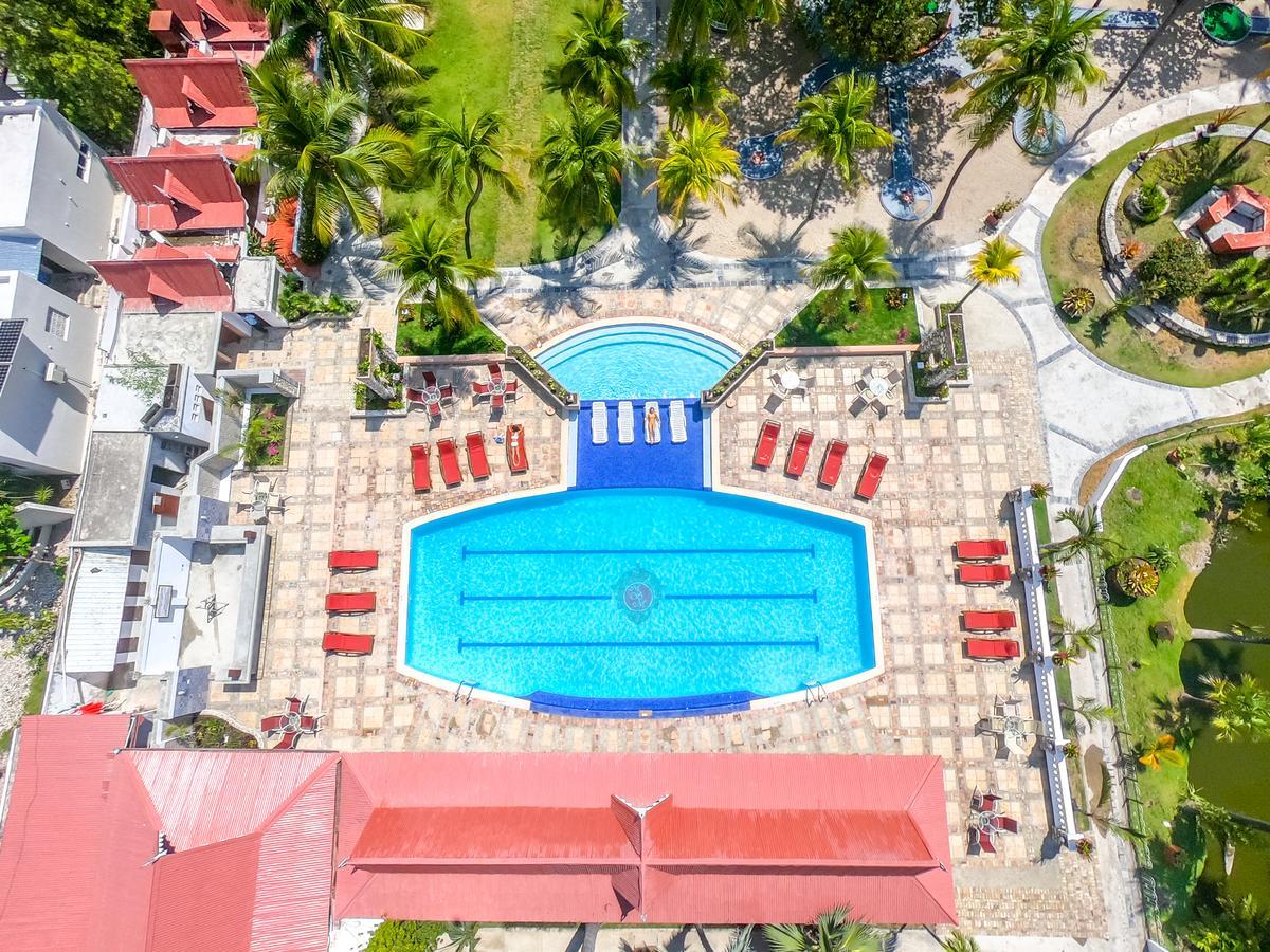 Moulin Sur Mer Beach Resort Montrouis Extérieur photo